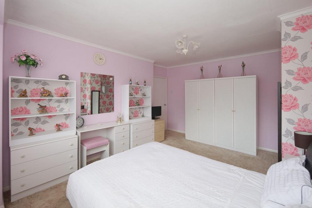 65 Stirling Avenue CV32-17.jpg