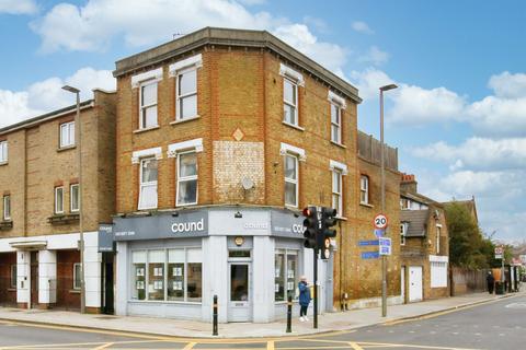 undefined, Garratt Lane, Wandsworth, SW18