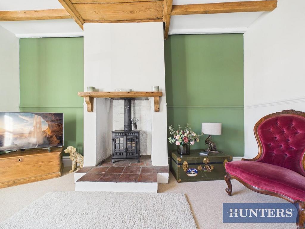 Cosy Log Burning Stove