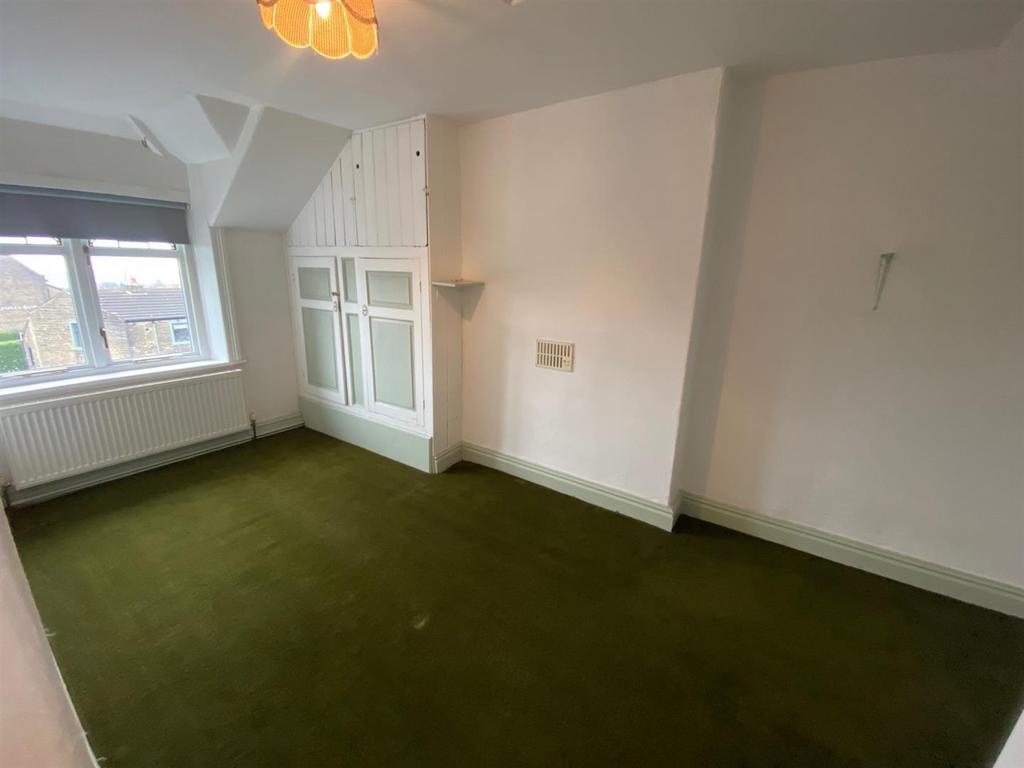 BEDROOM.jpg