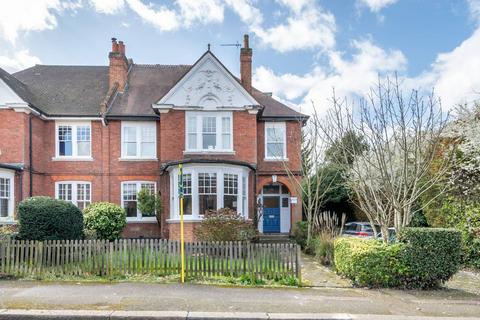 2 bedroom flat to rent, Exeter Road, Mapesbury Estate, London, NW2