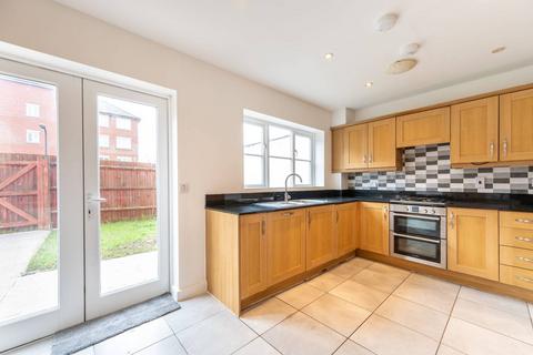 undefined, Cross Way, Willesden Green, London, NW10