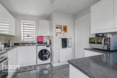 2 bedroom bungalow for sale, Wing Road, Leysdown