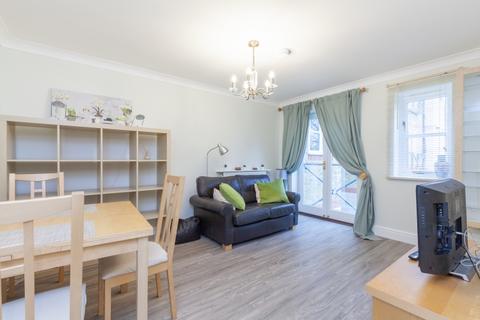 2 bedroom apartment to rent, Ferry Road, Marston