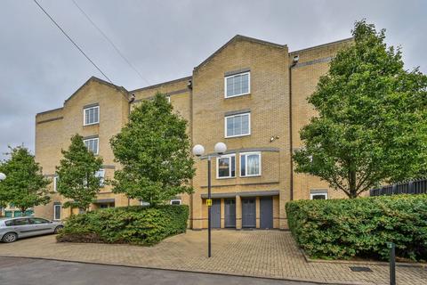 undefined, Conant Mews, Aldgate, London, E1