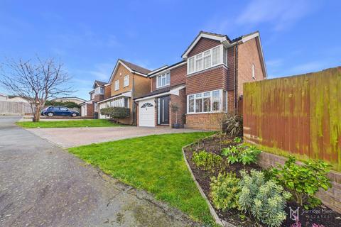 4 bedroom detached house for sale - Grasmere Close, Eastbourne BN23