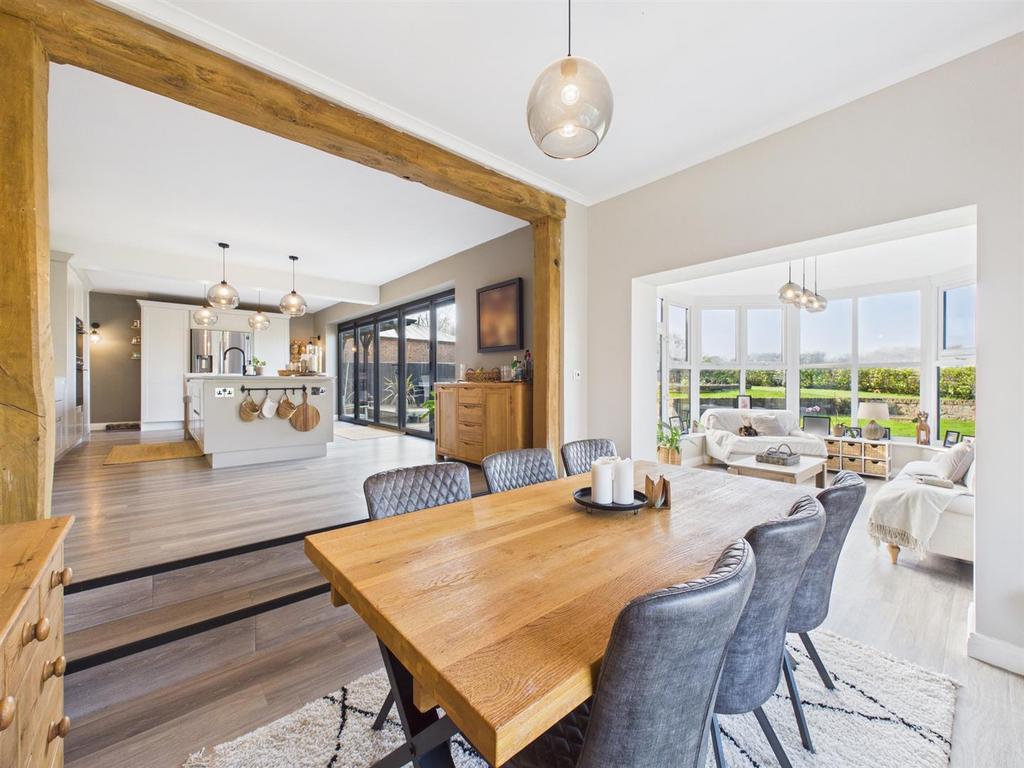 Dining area: