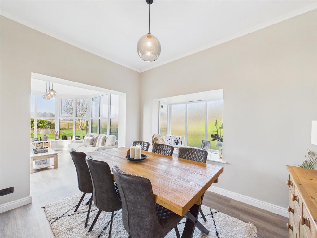 Dining area: