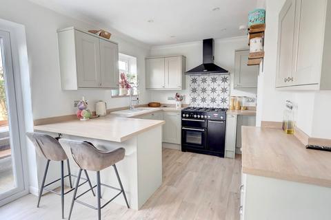 undefined, Cedar Avenue, High Wycombe HP15