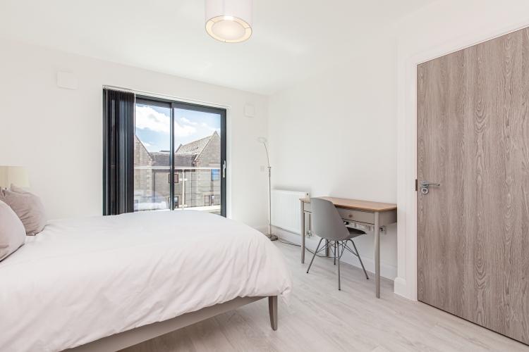 Bedroom B (2)