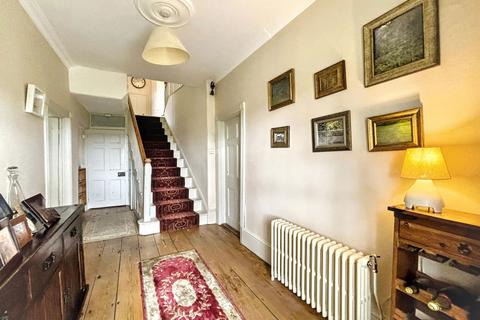undefined, Tavistock PL19