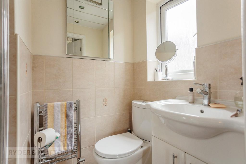 En-Suite To Bed 1