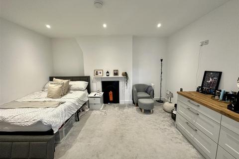 undefined, Flat 5, Claremont Manor, Rouge Bouillon, St. Helier, Jersey