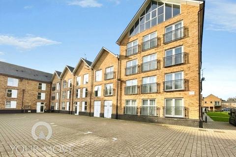 2 bedroom flat to rent, Esparto Way, Dartford DA4
