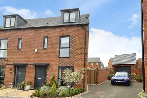 undefined, Larch Road, Meon Vale, Stratford-upon-Avon