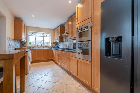 2 bedroom semi-detached house for sale, Liverpool Old Road, Preston PR4