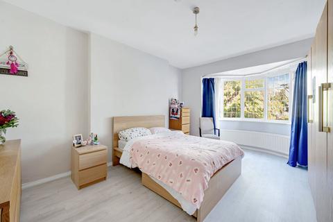 undefined, Bowes Road, Acton