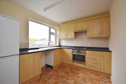 2 bedroom flat to rent, Hodder Avenue, Chorley