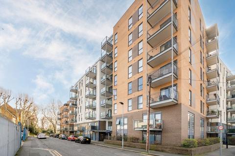 Turner Street, London E16
