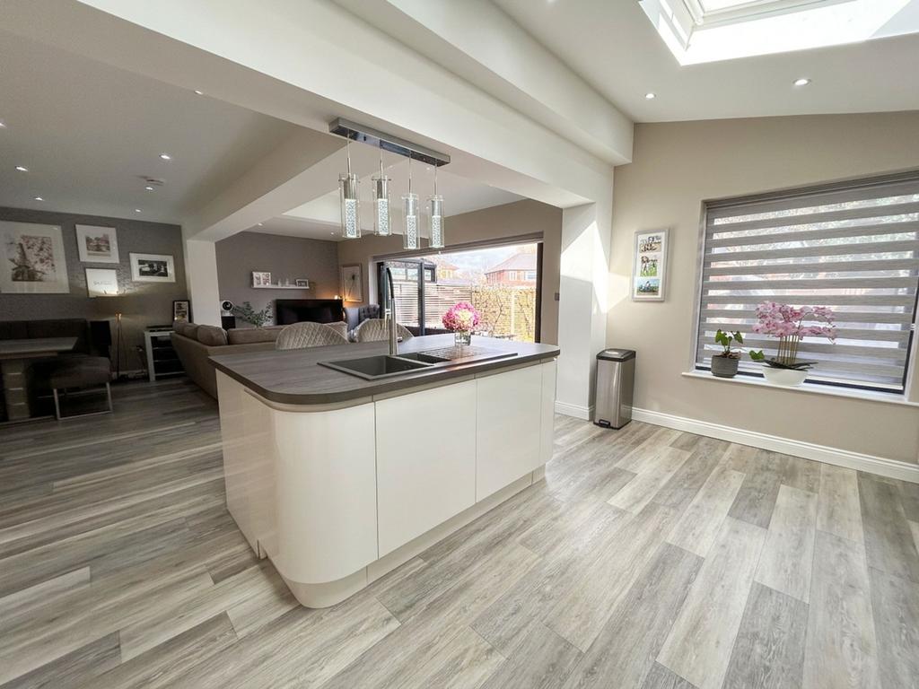 Kitchen/Diner/Family Room