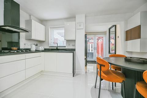 undefined, Lapwing Court, Liverpool, Merseyside, L26
