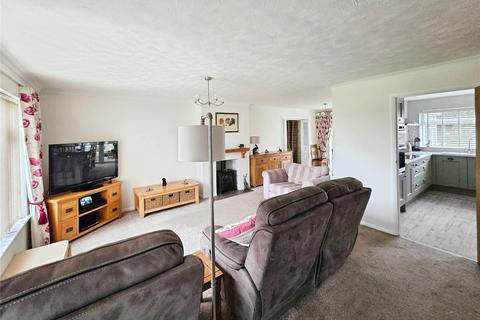 4 bedroom semi-detached house for sale, Landrail Road, Sittingbourne ME9