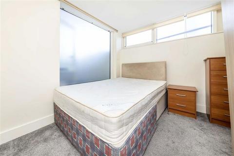 undefined, Artichoke Hill, London E1W