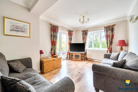 undefined, Hornbeam Road, Surrey GU1