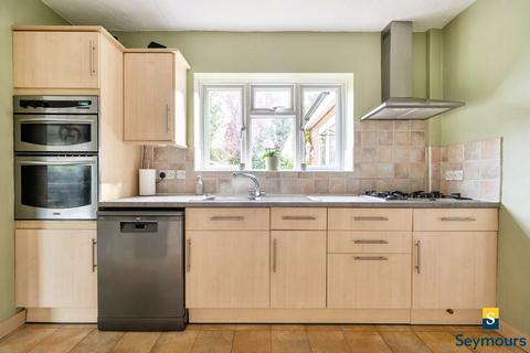 undefined, Hornbeam Road, Surrey GU1