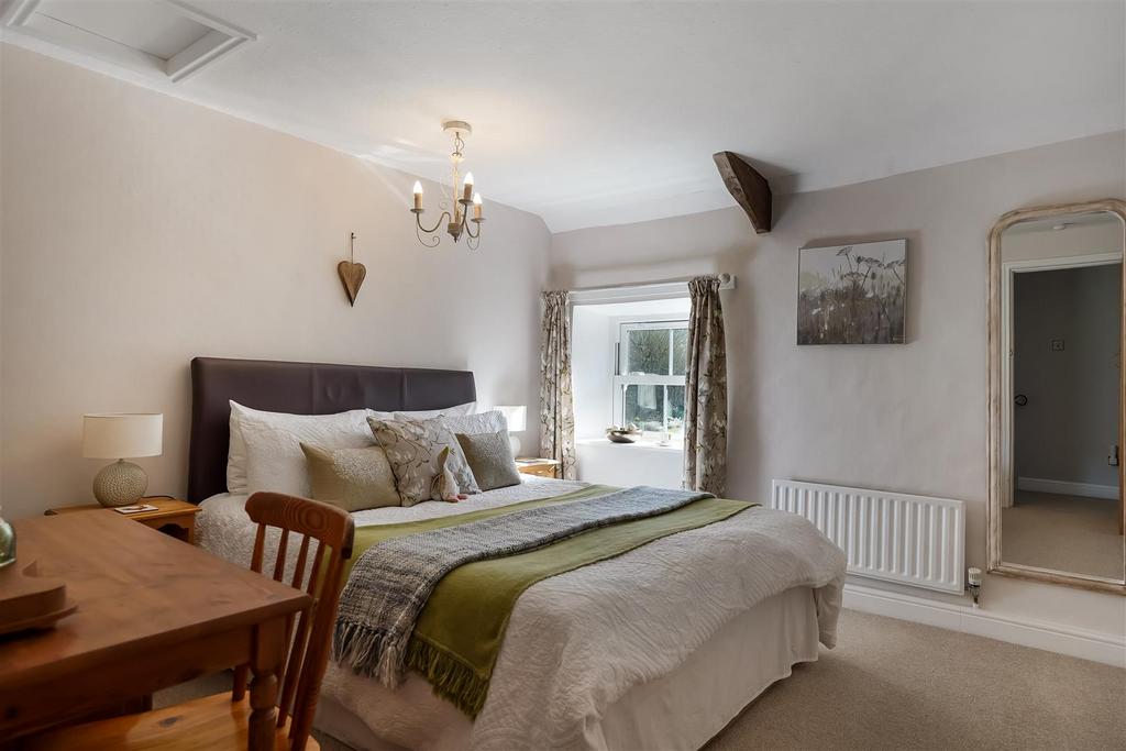 The Cottage Bedroom 1