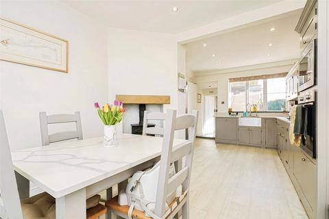 3 bedroom detached house for sale, The Green, Lowdham, Nottingham, Nottinghamshire, NG14