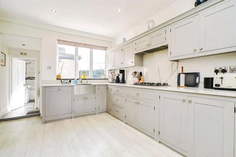3 bedroom detached house for sale, The Green, Lowdham, Nottingham, Nottinghamshire, NG14