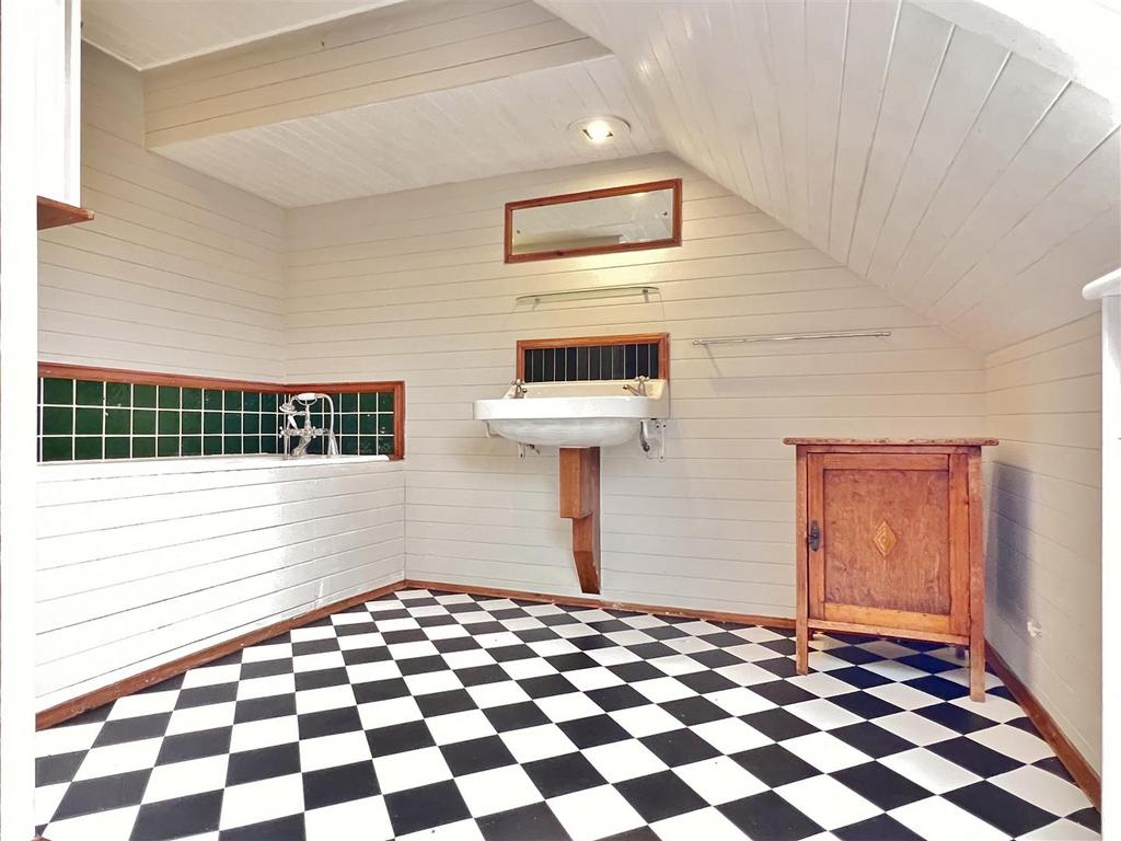 Upper bathroom