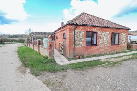 undefined, Manor Farm, Oxwick