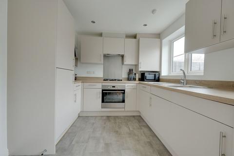 2 bedroom semi-detached house for sale, Unicorn Way, Burgess Hill, RH15