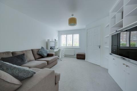 2 bedroom semi-detached house for sale, Unicorn Way, Burgess Hill, RH15