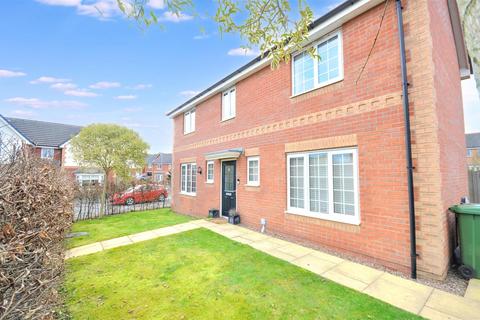4 bedroom detached house for sale, Horn Lane, Stone