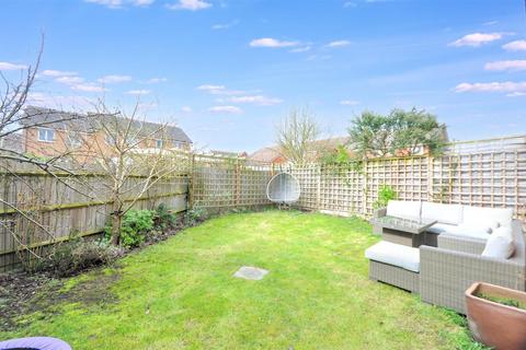 4 bedroom detached house for sale, Horn Lane, Stone