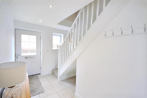 4 bedroom detached house for sale, Horn Lane, Stone