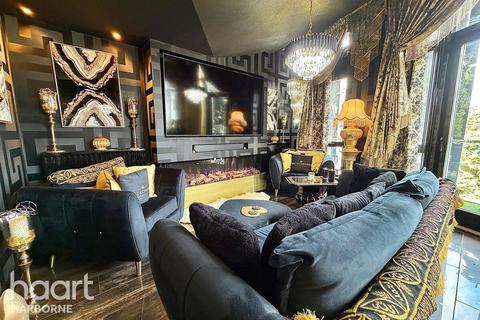 3 bedroom apartment to rent, LUXURY APARTMENT, PARK CENTRAL
