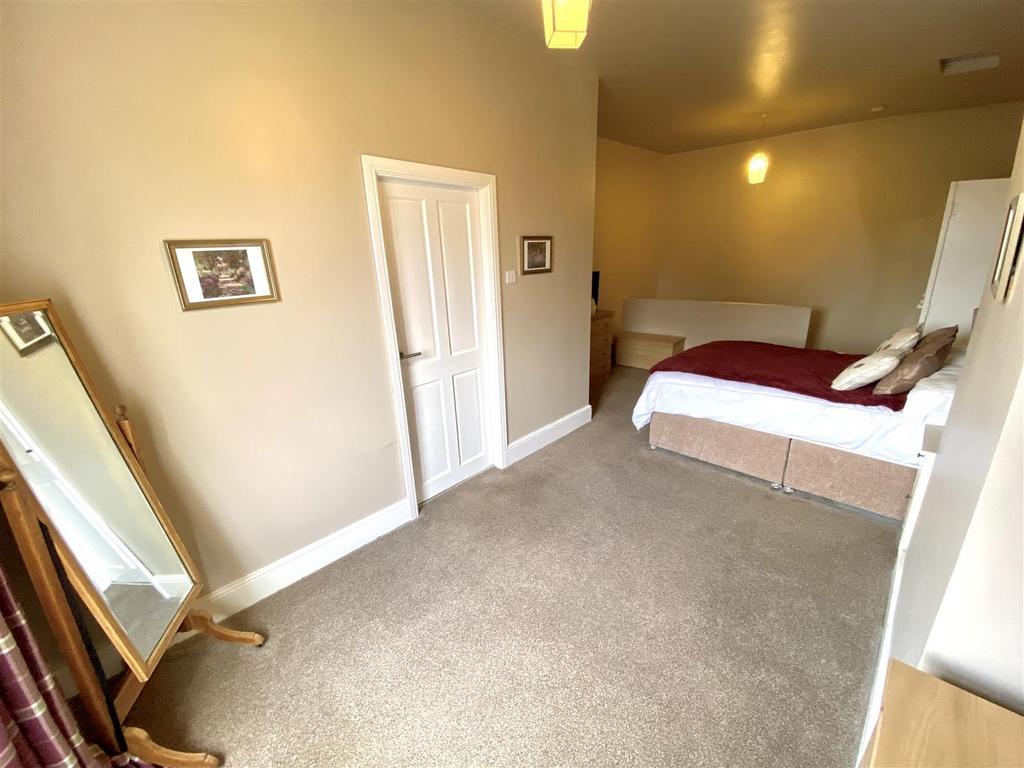Bramleys Estate Agents - Town End - Golcar (7).jpg