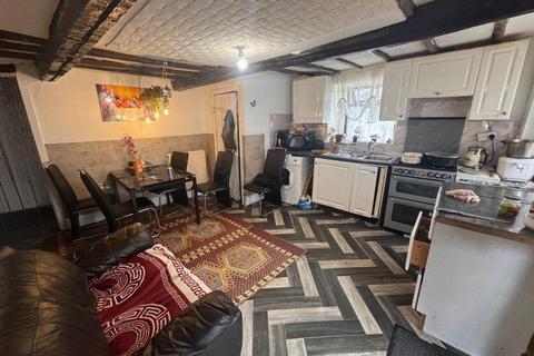3 bedroom end of terrace house for sale, 634, Great Horton Road Bradford, BD7 4AA