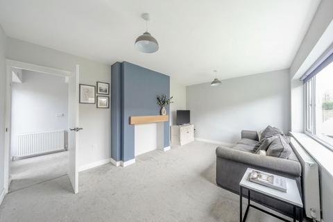 undefined, Avenue Close, Harrogate, HG2