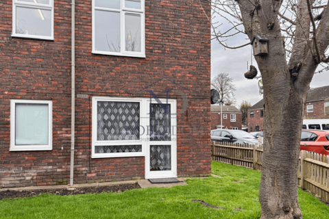1 bedroom flat to rent, Hatton Grove, West Drayton, UB7