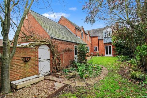 undefined, Home Close, Leicester LE8