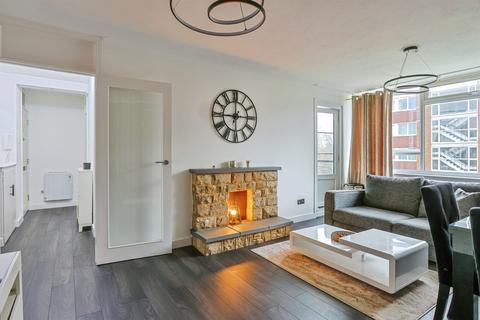2 bedroom flat for sale, Princess Road, Poole