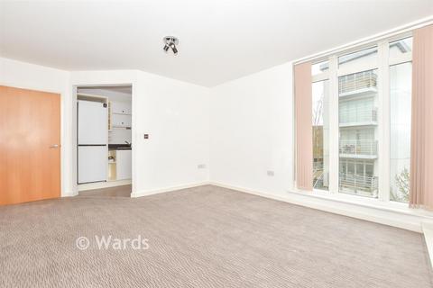 2 bedroom apartment for sale, Kingfisher Meadow, Maidstone ME16