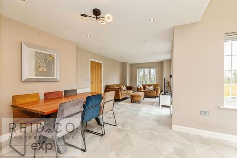 undefined, Greenfield Lane, Preston PR4