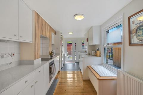 3 bedroom house for sale, Larkbere Road, Sydenham, London, SE26