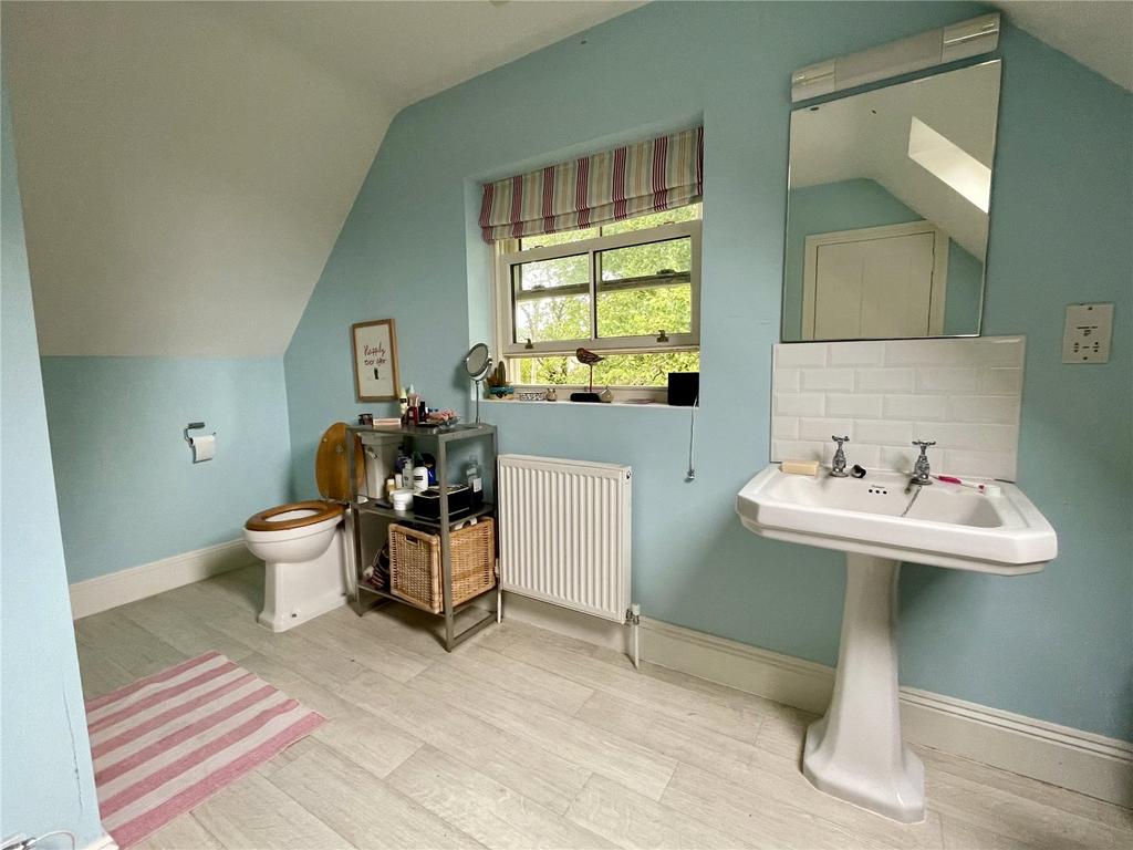 Ensuite
